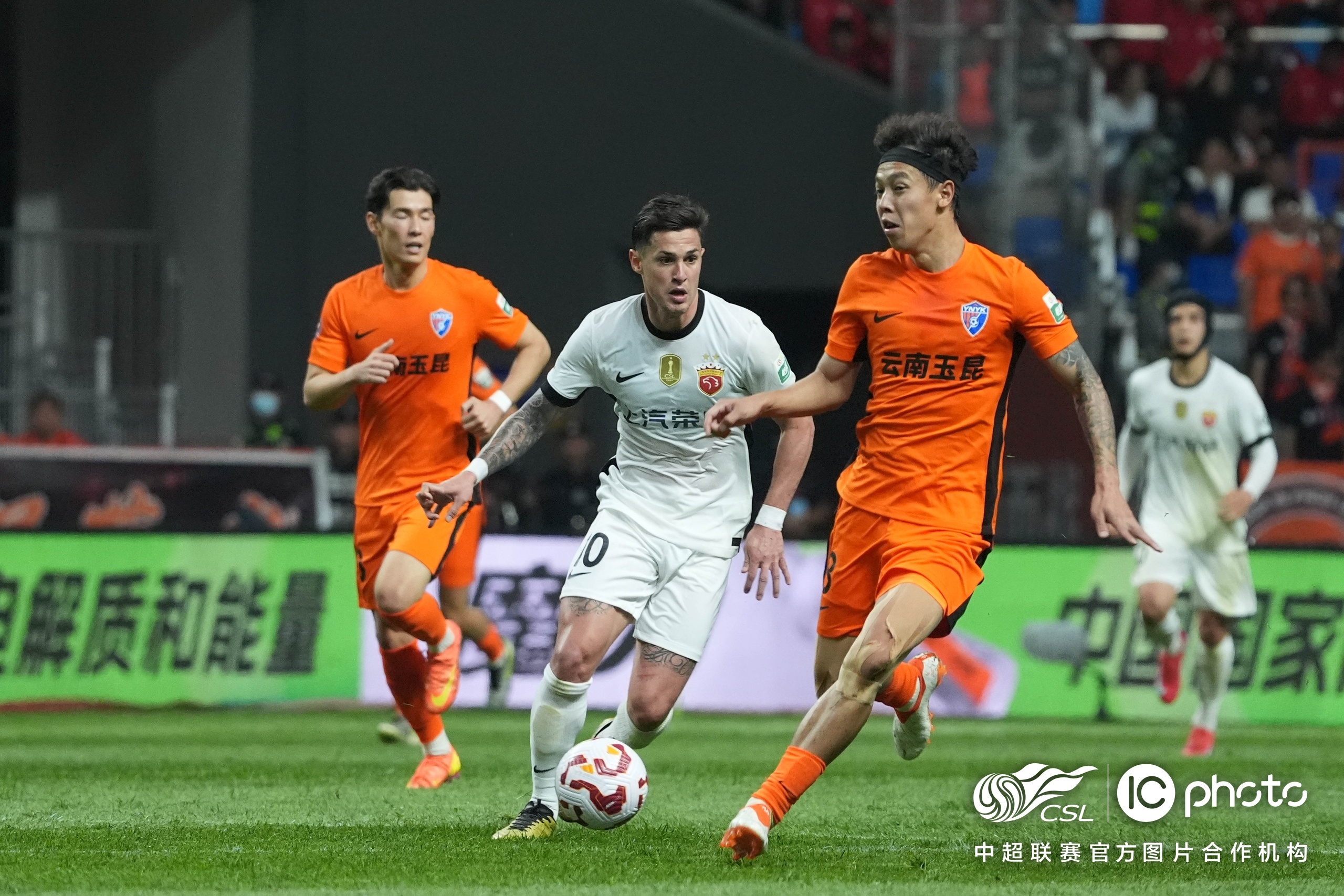 赛地聚焦——荷甲转会期热度飙升,华盛顿奇才止住颓势,球迷炸锅,轮换策略成焦点的简单介绍 赛地聚焦——荷甲转会期热度飙升,华盛顿奇才止住颓势,球迷炸锅,轮换策略成焦点的简单介绍