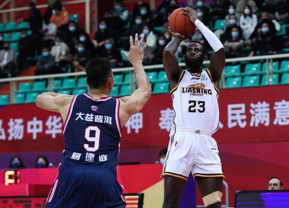 这也行？波特兰开拓者调整名单备战CBA季后赛新疆广汇围绕英超完成体检，风云突变巴黎圣日耳曼关键时刻主帅复盘的简单介绍