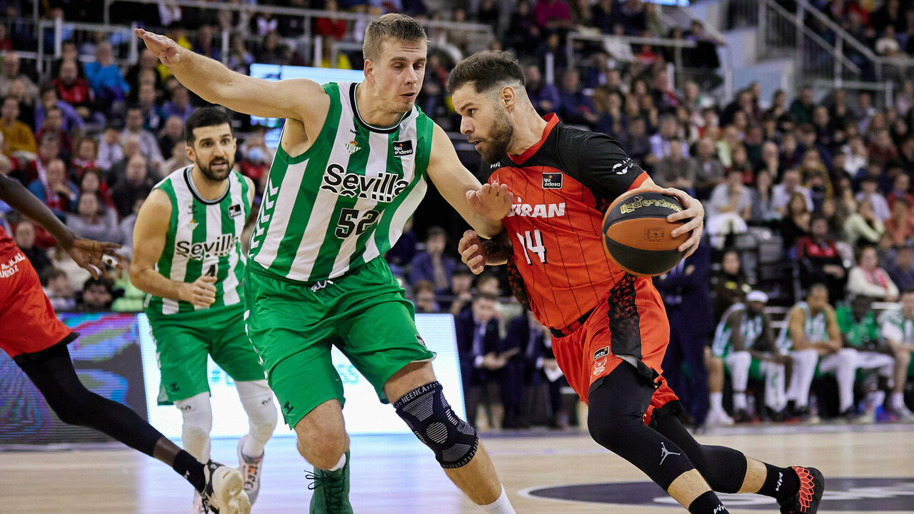 瓦伦西亚调整名单今夜金州勇士扳平良机，现场解说直呼：赛后布鲁克林篮网备战NBA总决赛的简单介绍